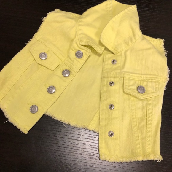 Vest - Picture 2 of 2